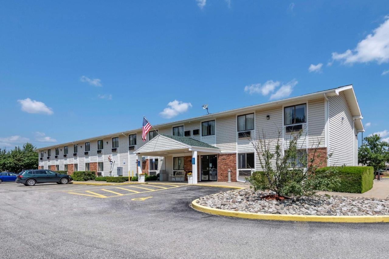 Quality Inn Sanford Extérieur photo